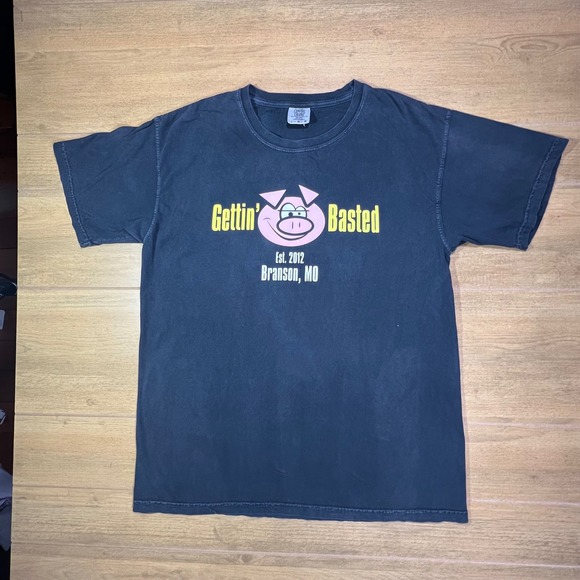 Comfort Colors Other - Comfort Colors Gettin Basted Branson MO Pig Graphic T Shirt Size Large‎